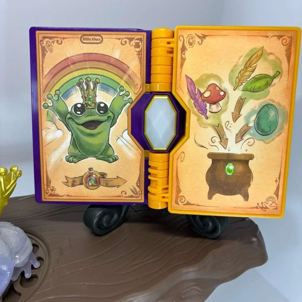 Little Tikes Magic Workshop w/ Cauldron, Frog Spellbook Mushroom- WORKS- No Plug